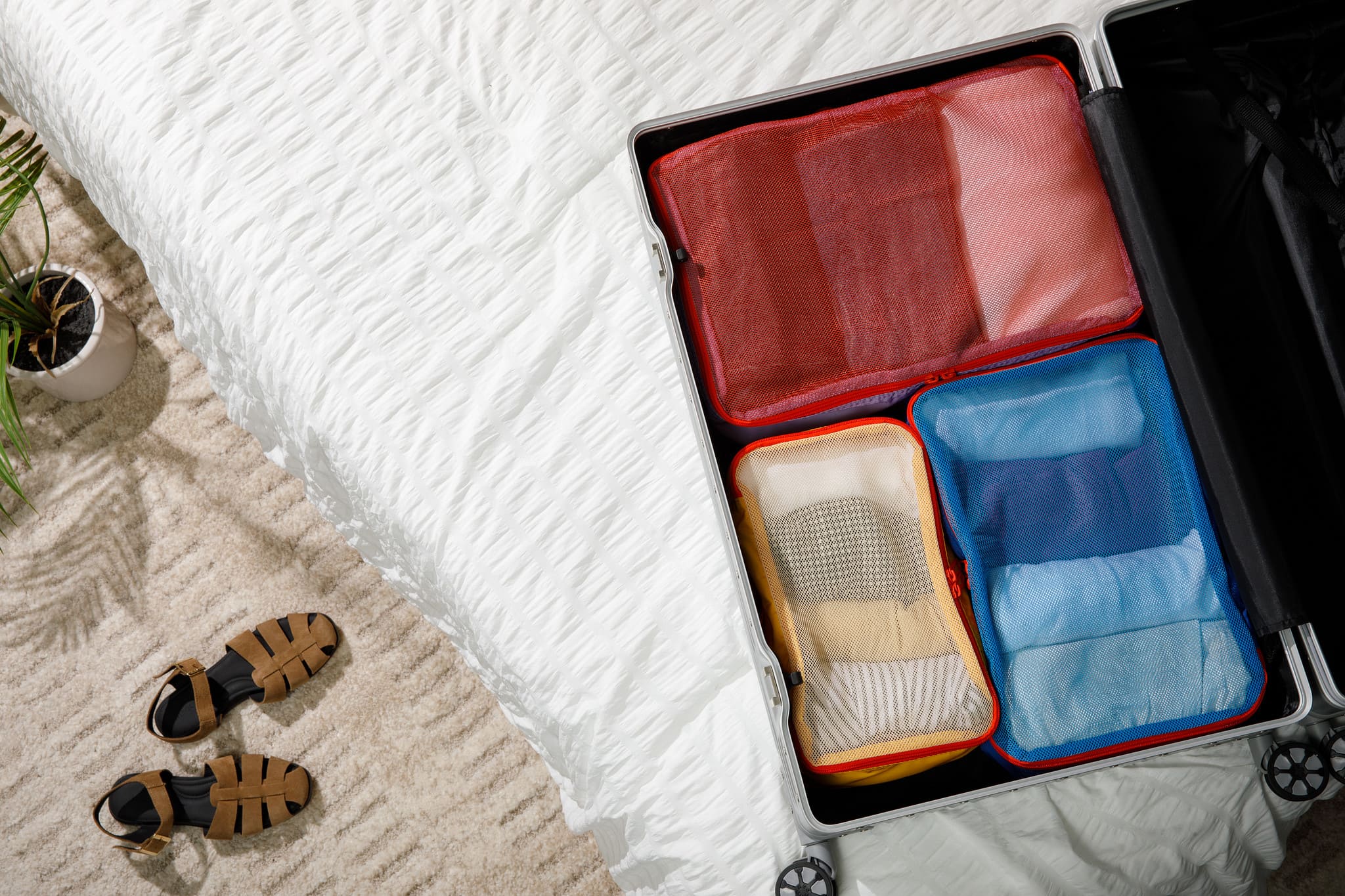 4 Ways to Color Code Your Suitcase with Cram Cubes